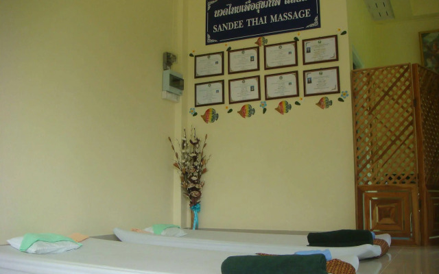Sandee Bungalows