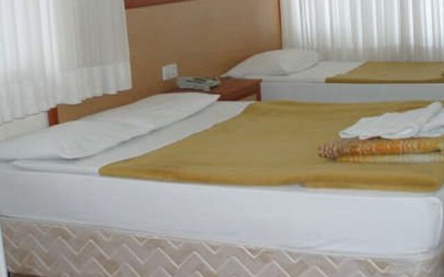 Turist Hotel