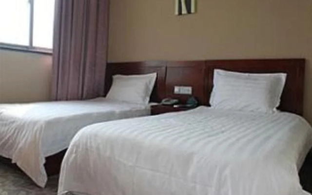 GreenTree Inn Guannan Renmin West Road Hotel