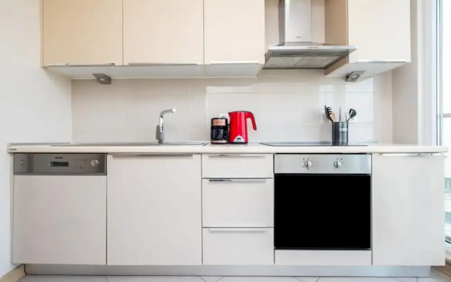 Superb Flat Close to SAW with Shared Pool in Tuzla