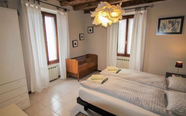 House Meri Cannero Riviera