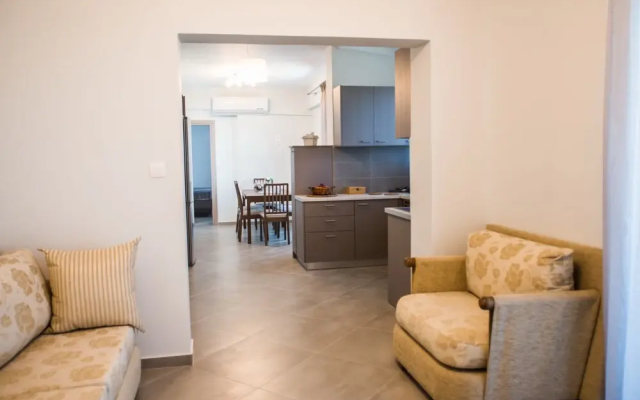Onar Zin Seabliss - Penelope Poolside Getaway