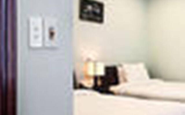 OYO 557 Phi Yen Hotel