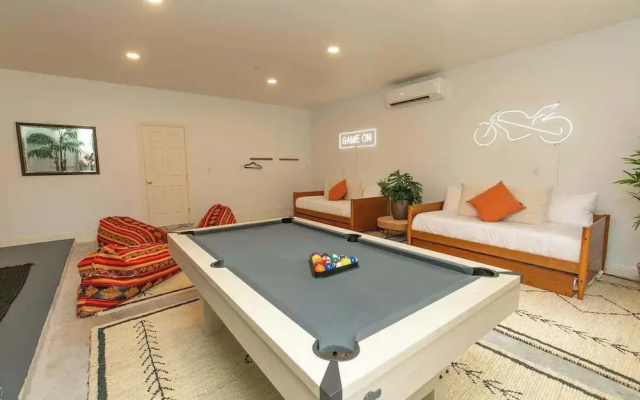 Spicewood Lodge W/pool, Hottub