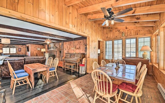 All Year-round Retreat Near Windham Mountain