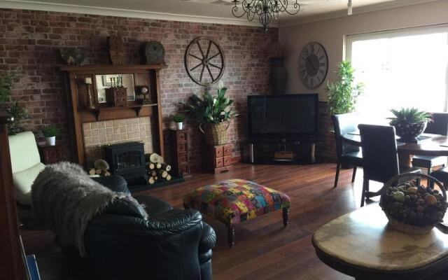 Lakeland Guest House