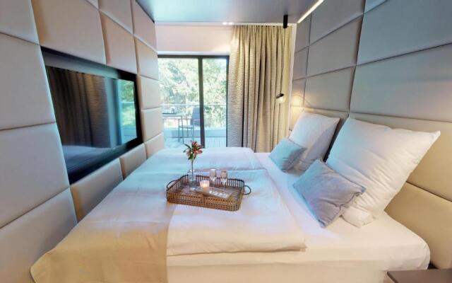 White Pearl Apartment 3.06