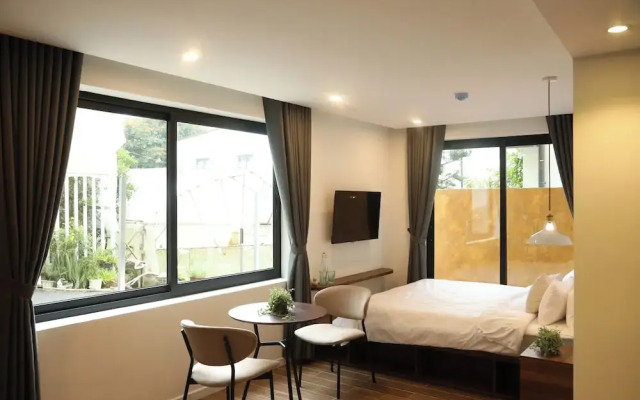 QR Hotel Dalat