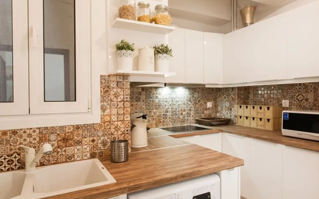 Explore Athens with 2 Bedroom Condo