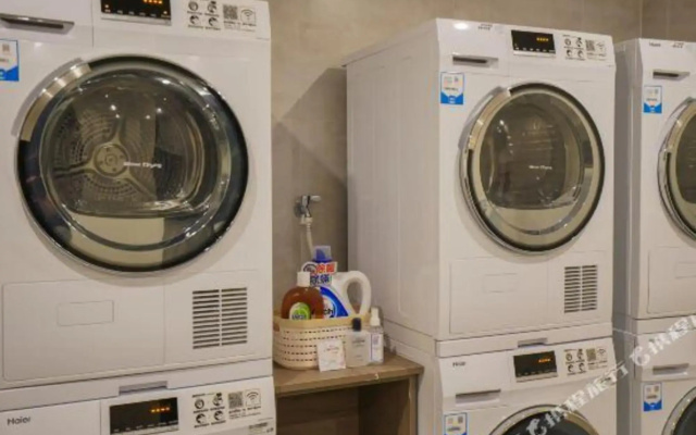Islet holiday apartment ( Huangdao Marina College Qingyi Affiliated Hospital store)