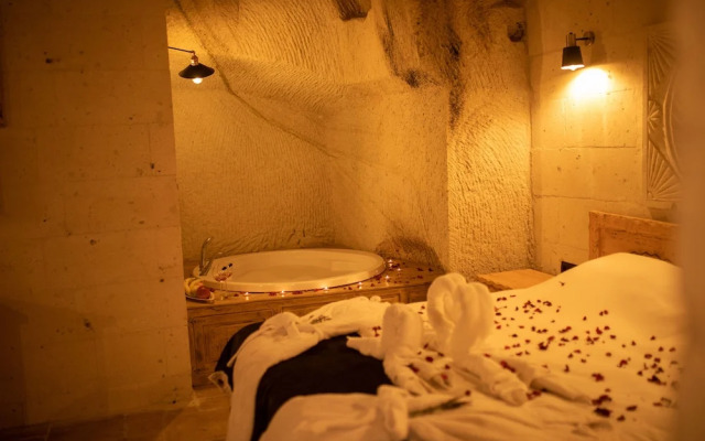Pome Granate Cave Hotel