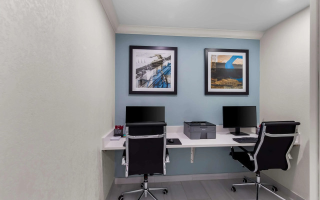 Best Western Plus Fenton