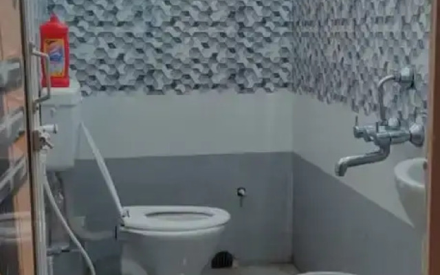 Goroomgo PM Guest House Bhubaneswar