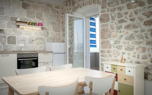 Exclusive Boutique Seaside Suites