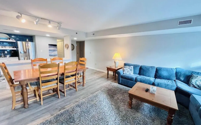 Wilmington Avenue 50 #106