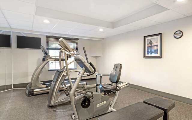 Best Western Hartford Hotel & Suites