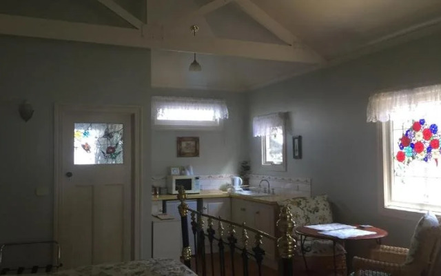 Braeside Garden Cottages