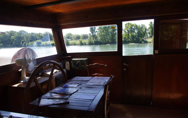 Péniche le Hasard