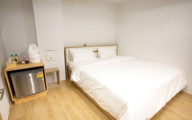 Charurat Suite