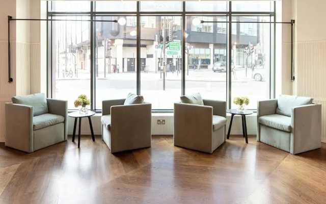 Rockwell East