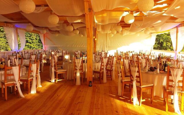 Туристический Комплекс Живые Родники