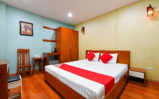 OYO 241 Hp Home Hotel