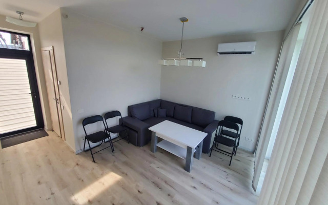 Naujos statybos kotedžo Ąžuolo Istorija nuoma Šventojoje!