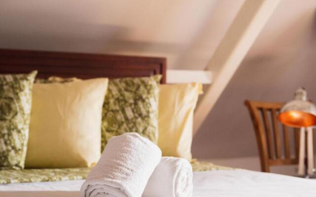 Bario Hotel