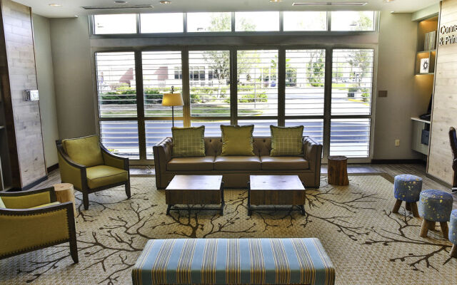 Fairfield Inn & Suites Savannah Midtown