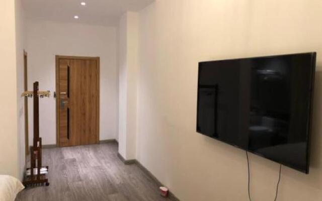 Yilv Yangguang Hotel