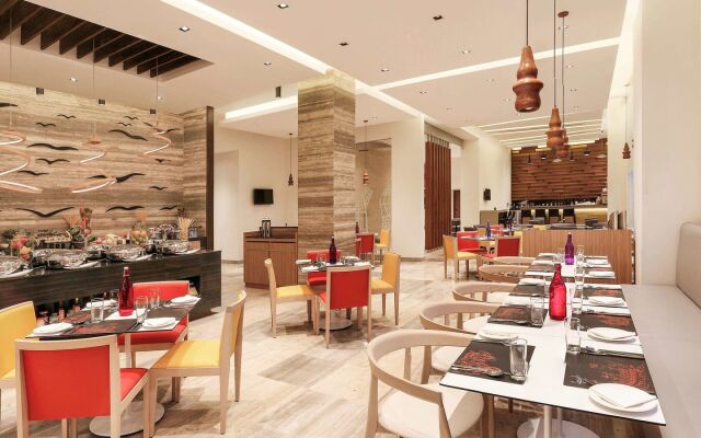 ibis Kochi City Centre Hotel