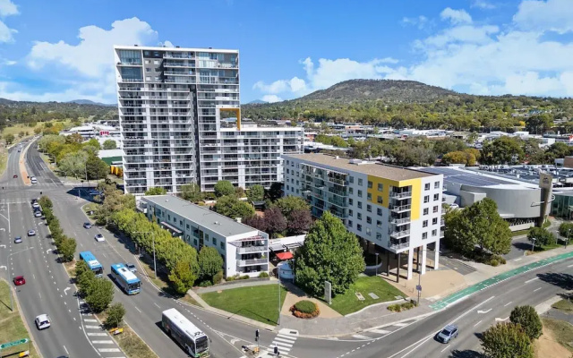 Comfortable 1-bed Apartment With Balcony