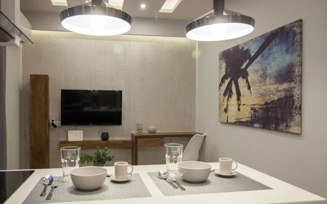 InCity SeaView Suites 2