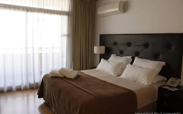 Urbanica The Suites Hotel