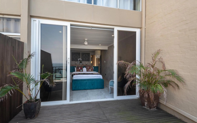 Sea front designer apartment