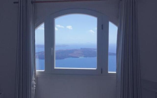 Altana Cliffside Villas