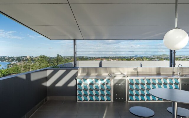 Mowbray East Apartments