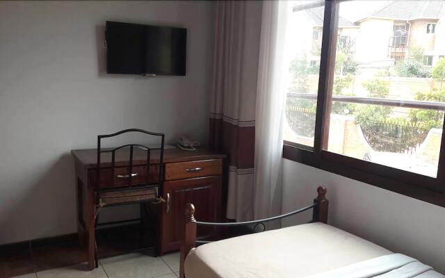 World House Gisozi Hotel