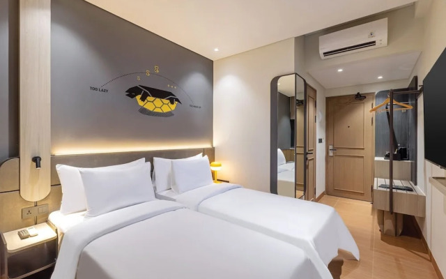 ROOMS INC Sudirman Jakarta