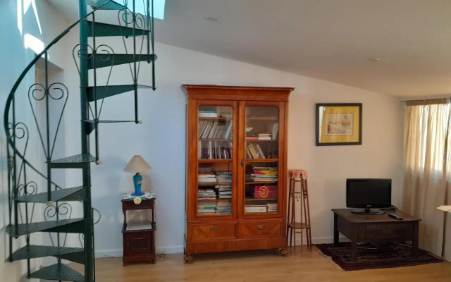 Apartamento sobre o Rio