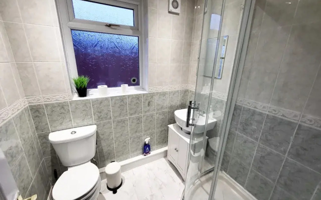Comfortable Stay - Ivor St