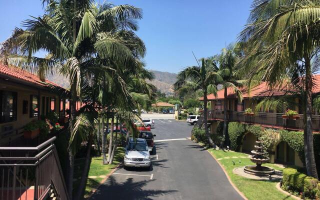 Garden Inn & Suites