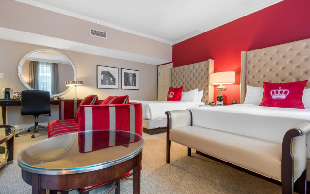 The Omni King Edward Hotel