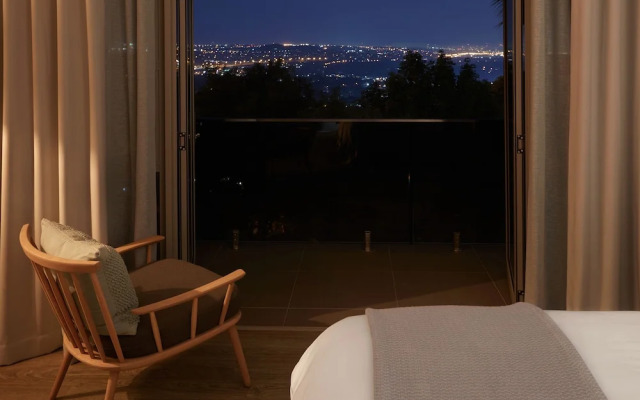 The Cliffside Boutique Getaway