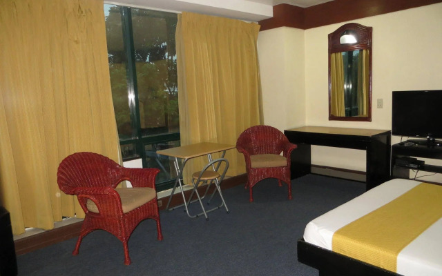 Paragon Suites