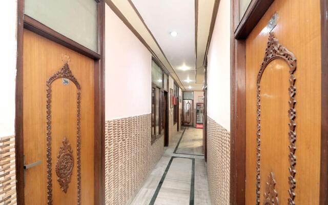 OYO 12898 Hotel Victoria Regency