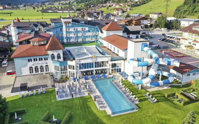 Schlosshotel Lacknerhof