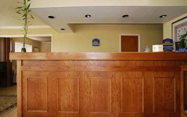 Best Western Country Inn