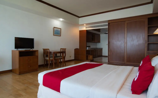 Ayutthaya River View Hotel