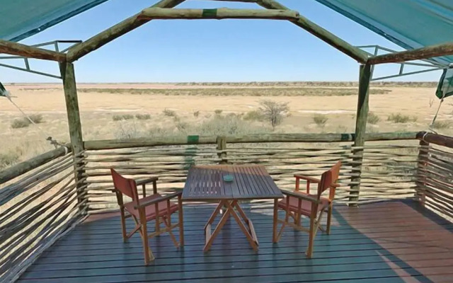 Intu Africa Suricate Tented Kalahari Lodge